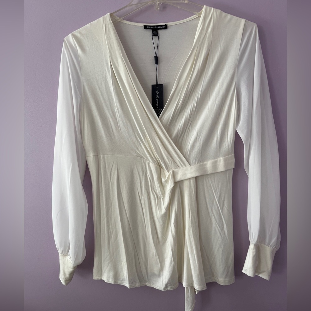 Cable & Gauge Blouse Top V Neck Medium New
